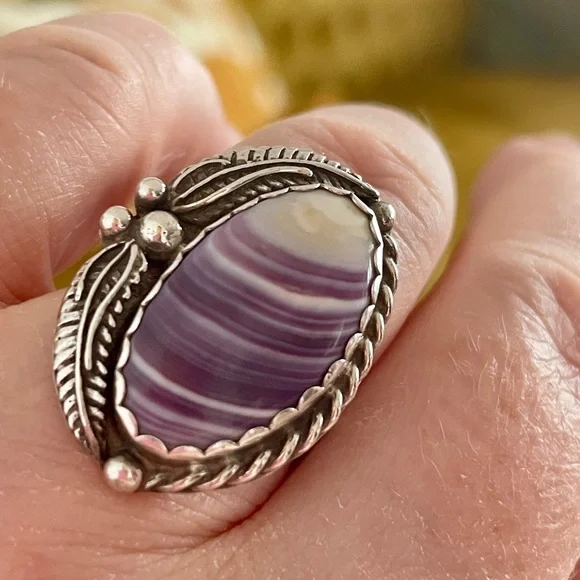 Vintage Sterling Silver Wampum Ring - Picture 3 of 9